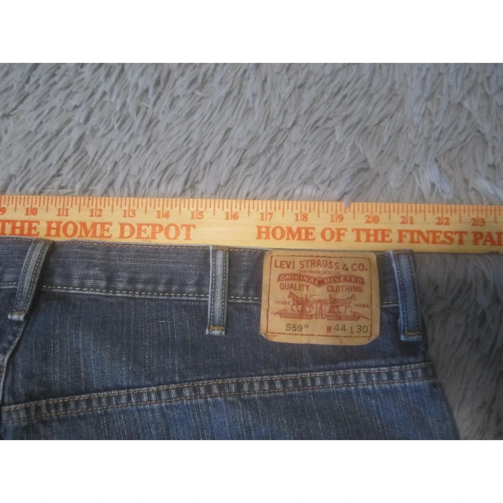 Levis 559 Jeans Mens 44x30 Blue Relaxed Straight Denim Medium Distressed Cuffs